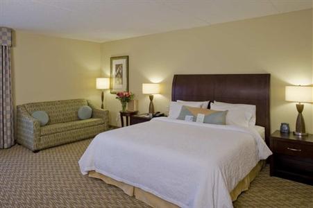 фото отеля Hilton Garden Inn Charlotte Mooresville