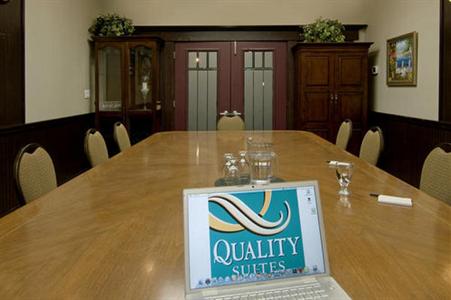 фото отеля Quality Hotel Airport & Conference Centre
