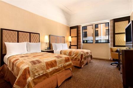фото отеля Hilton Stockton