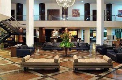 фото отеля Ritz Lagoa da Anta Urban Resort