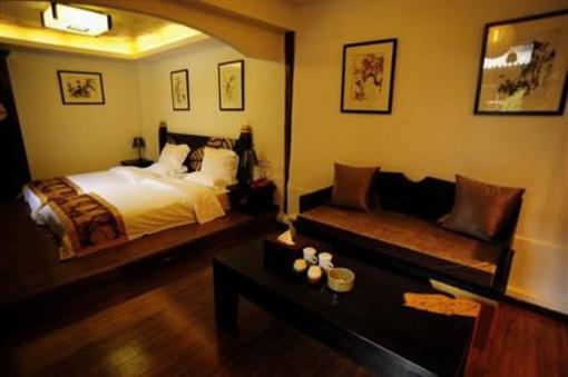 фото отеля Taiji Yangsheng Xiangheyuan Inn