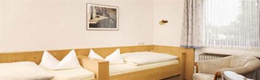 фото отеля Hotel Garni August Heller