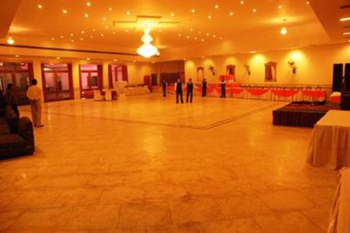 фото отеля Hotel Kumar International