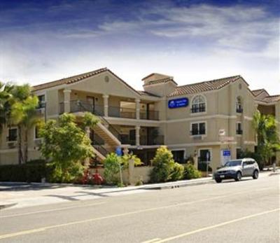 фото отеля Americas Best Value Laguna Inn & Suites