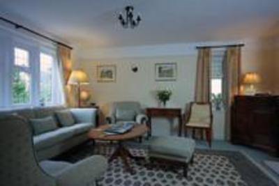 фото отеля Coombe House Bed and Breakfast