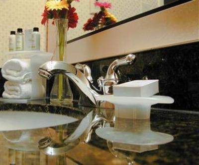 фото отеля Embassy Suites Hotel Pleasant Hill-Walnut Creek
