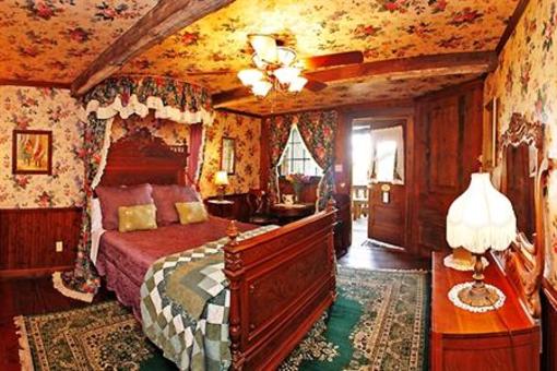 фото отеля Gruene Mansion Inn Bed & Breakfast