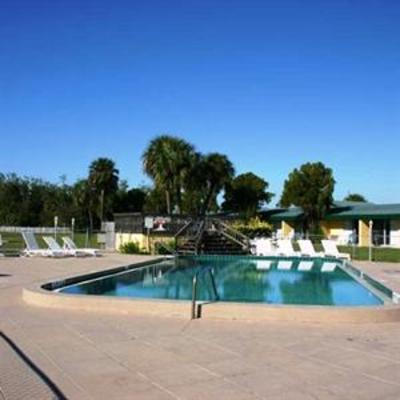 фото отеля Green Gables Inn Lake Wales