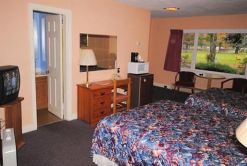 фото отеля Sky Valley Motel & Cottages