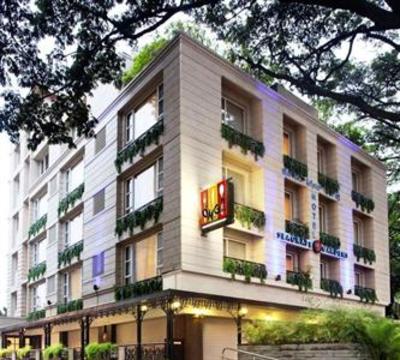 фото отеля Hotel Seagrape Gardens