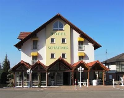 фото отеля Hotel Landhaus Schattner Landstuhl