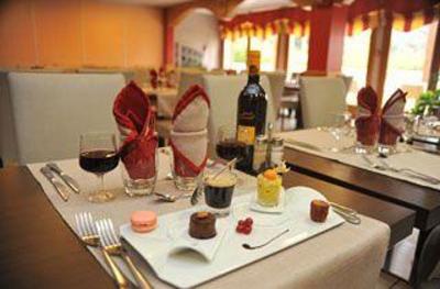 фото отеля Inter-Hotel les Oliviers
