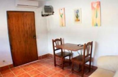 фото отеля Apartamentos El Roqueo Conil de la Frontera