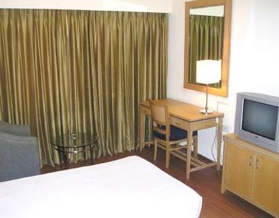 фото отеля Rukmini Riviera Hotel Hyderabad