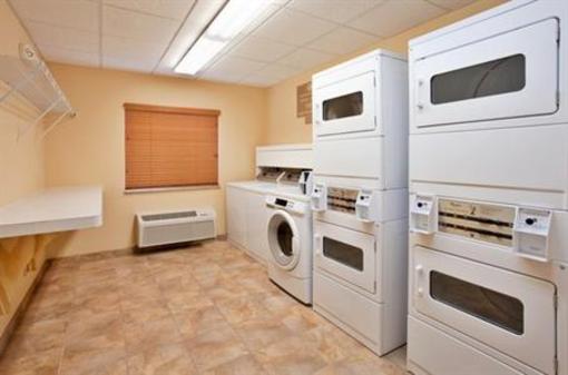 фото отеля Candlewood Suites Kansas City
