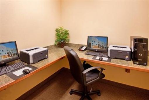 фото отеля Candlewood Suites Kansas City