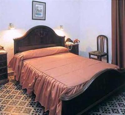 фото отеля Hostal Sierpes
