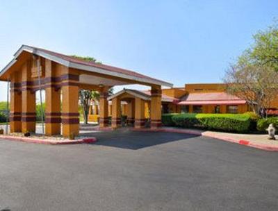 фото отеля Howard Johnson Inn & Suites San Antonio