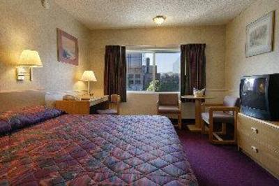 фото отеля Howard Johnson Express Salt Lake City