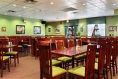 фото отеля Ramada Hotel & Suites Metrotown