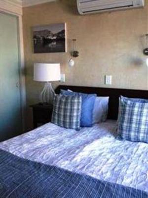 фото отеля Blaauw Village Guest house