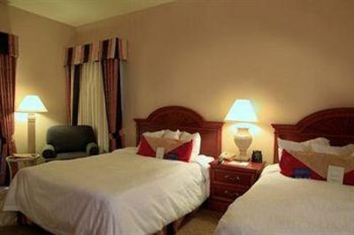 фото отеля Hilton Garden Inn Calabasas