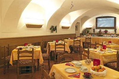фото отеля Hotel Pinzolo Dolomiti