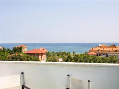 фото отеля Hotel Savoy Pesaro