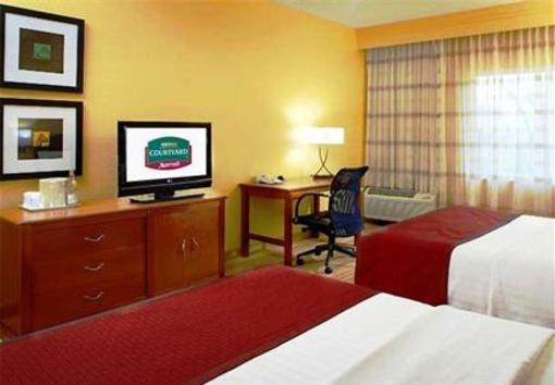 фото отеля Courtyard by Marriott West Palm Beach Airport