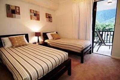 фото отеля Elysium Apartments Cairns