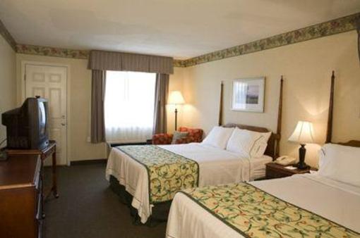 фото отеля Oak Tree Lodge Sevierville