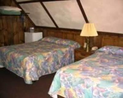 фото отеля Faircrest Motel