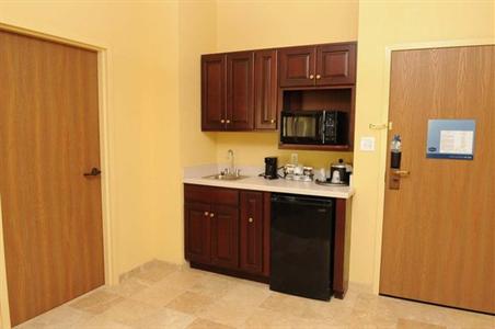 фото отеля Hampton Inn Owensboro