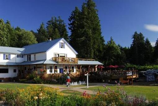 фото отеля Heriot Bay Inn