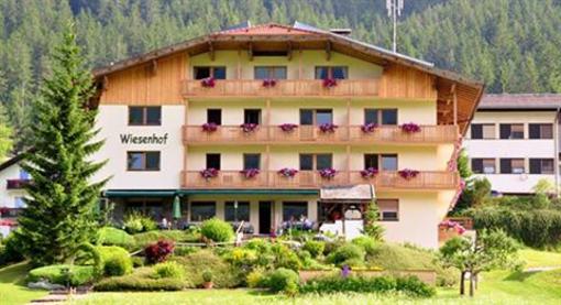 фото отеля Wiesenhof Hotel Weissensee