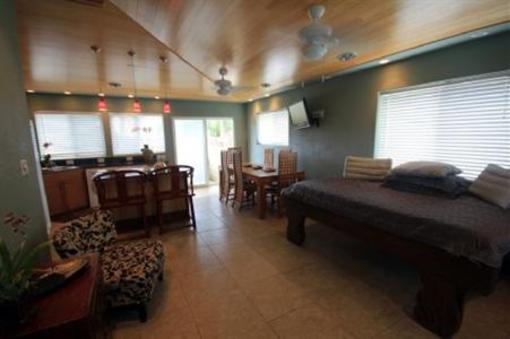 фото отеля Tiki Moon Villas Laie