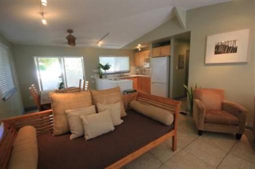 фото отеля Tiki Moon Villas Laie