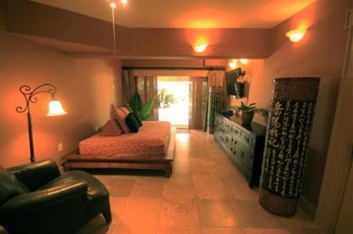 фото отеля Tiki Moon Villas Laie
