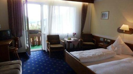 фото отеля Hotel-Gasthof Hirschen