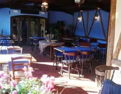 фото отеля Hostal de la Rovira Montagut i Oix