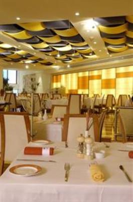 фото отеля Camino Real Club And Suites