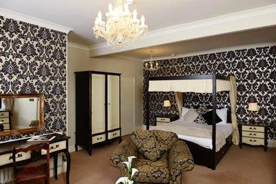 фото отеля Stags Head Hotel Bowness-on-Windermere