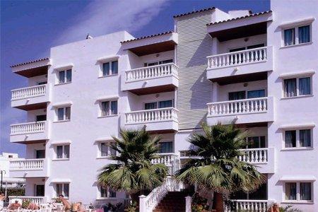 фото отеля Apartamentos Playa Grande Ibiza