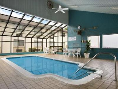 фото отеля Baymont Inn and Suites Branford