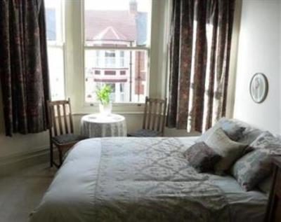 фото отеля The Warwick Guest House