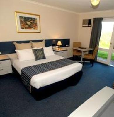 фото отеля Harbour View Motor Inn