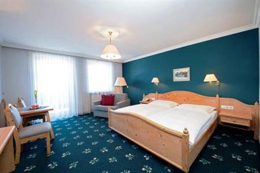 фото отеля Hotel Gasthof Langwies