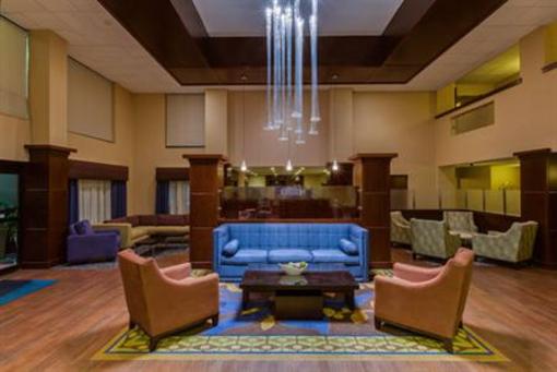 фото отеля Holiday Inn Express Hotel & Suites Oldsmar