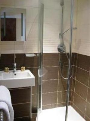 фото отеля Royal British Hotel