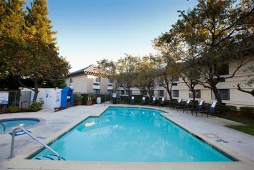 фото отеля Holiday Inn Express Walnut Creek